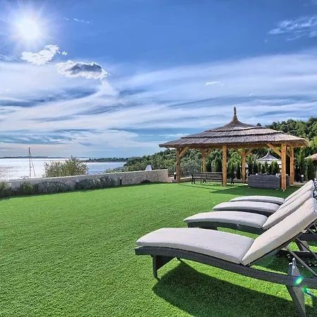 Golden Haven Villa Murter Exterior photo